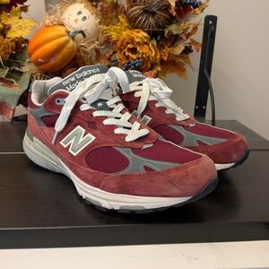 New Balance 993 Burgundy-Size 12